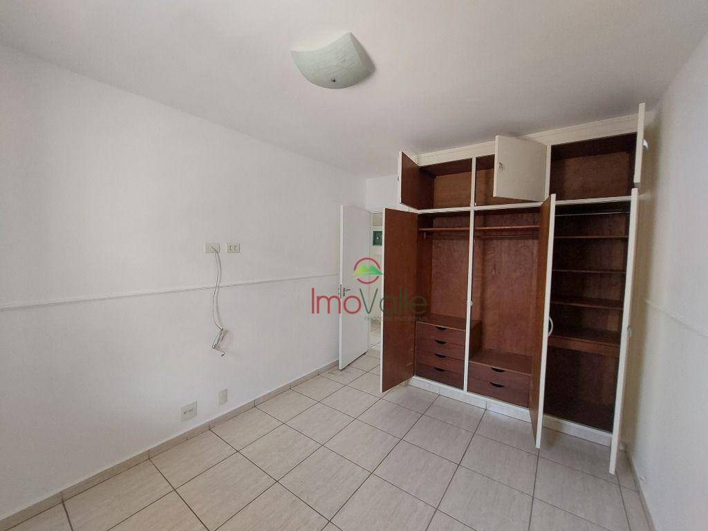 Casa para alugar com 3 quartos, 200m² - Foto 27