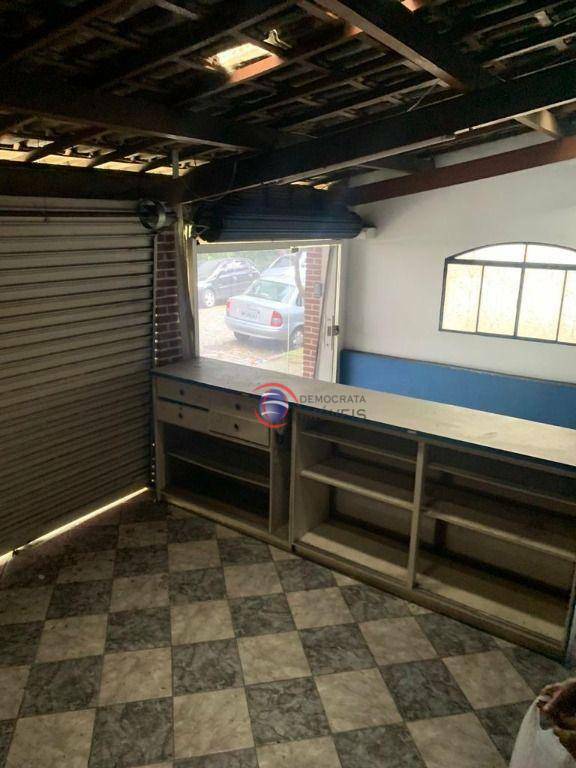 Sobrado à venda com 3 quartos, 330m² - Foto 42