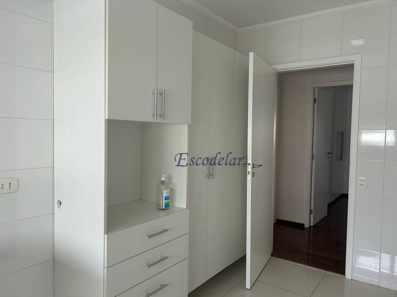 Apartamento à venda com 3 quartos, 139m² - Foto 25