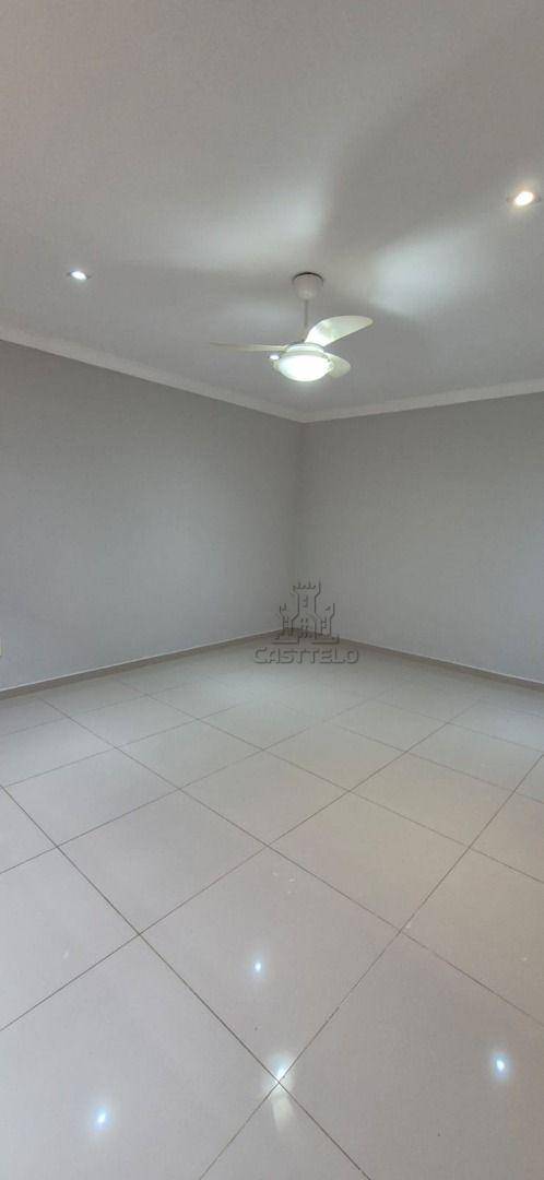 Casa à venda com 2 quartos, 130m² - Foto 8