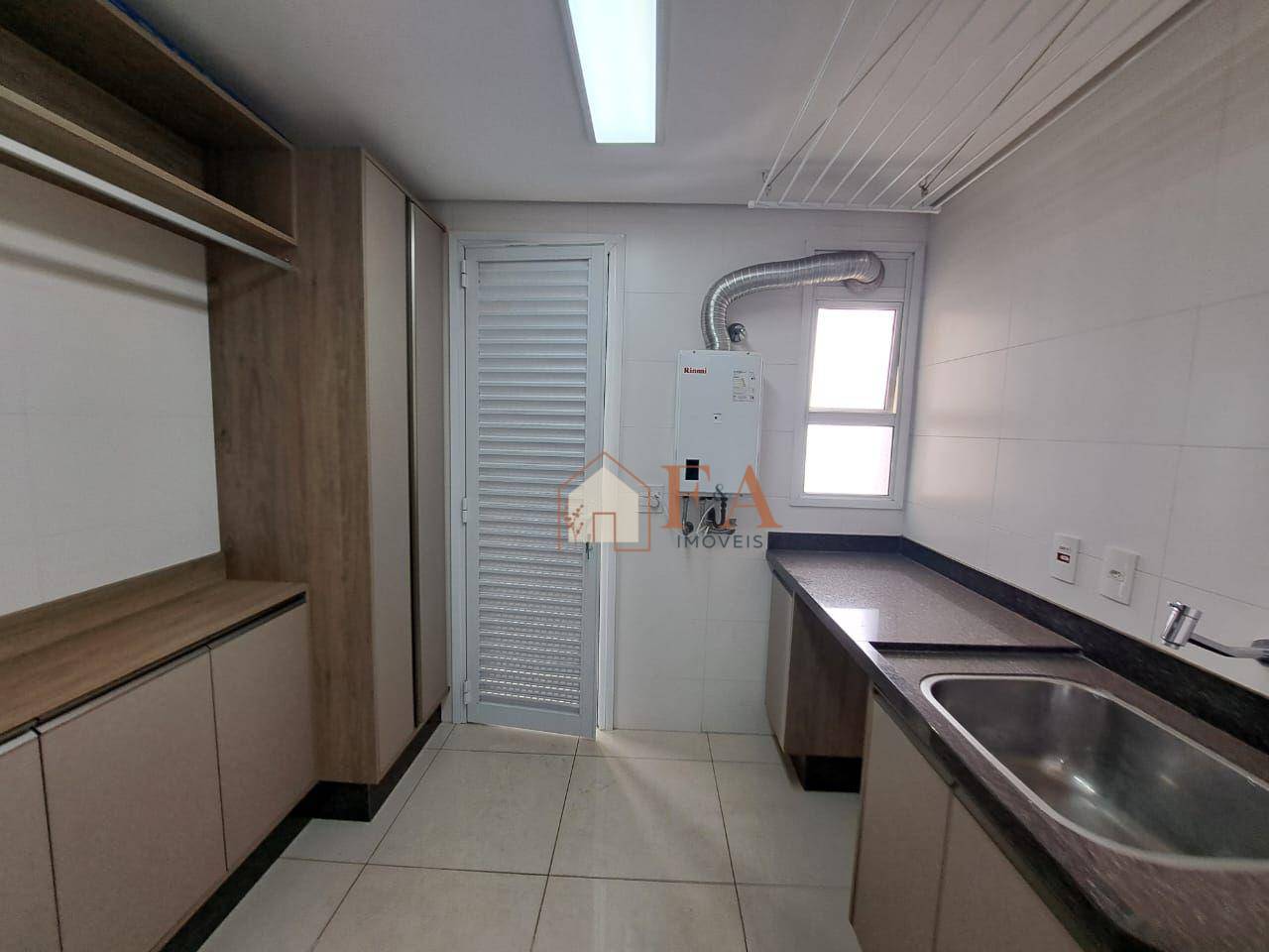 Apartamento à venda com 3 quartos, 150m² - Foto 17