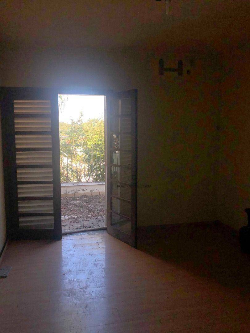 Casa à venda e aluguel com 5 quartos, 600m² - Foto 10