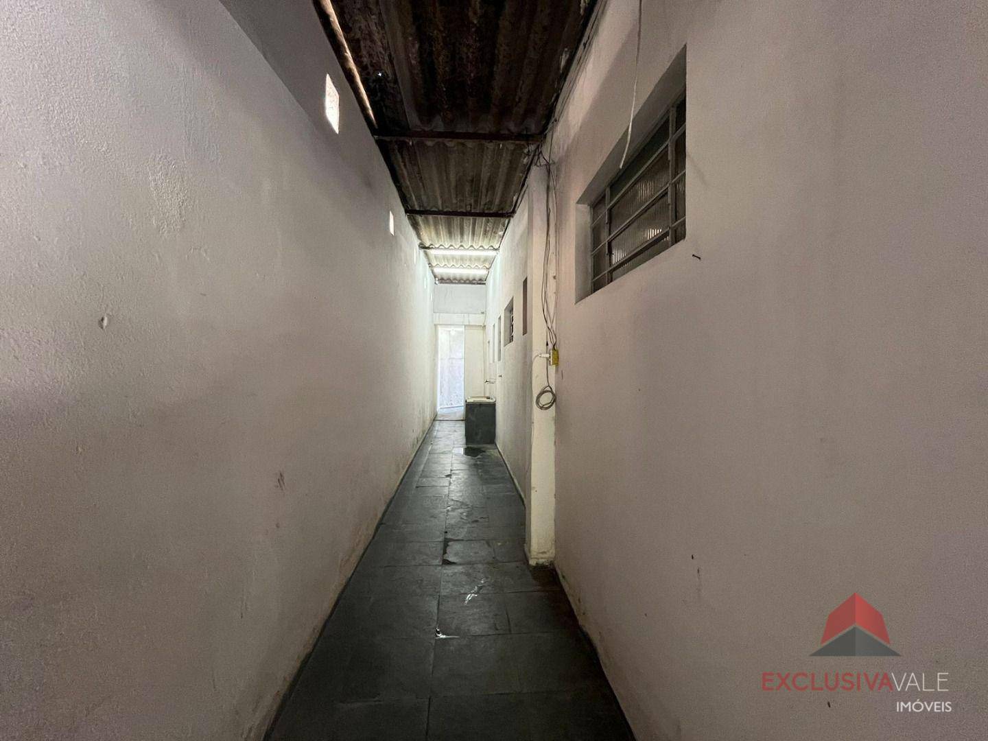 Casa à venda com 1 quarto, 130m² - Foto 8
