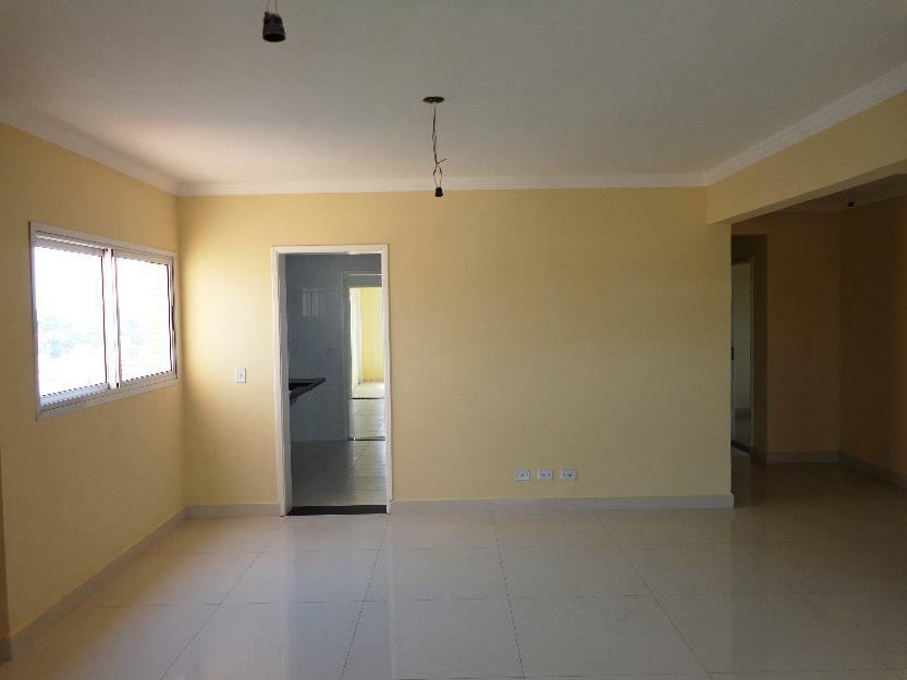 Apartamento à venda com 3 quartos, 220m² - Foto 9