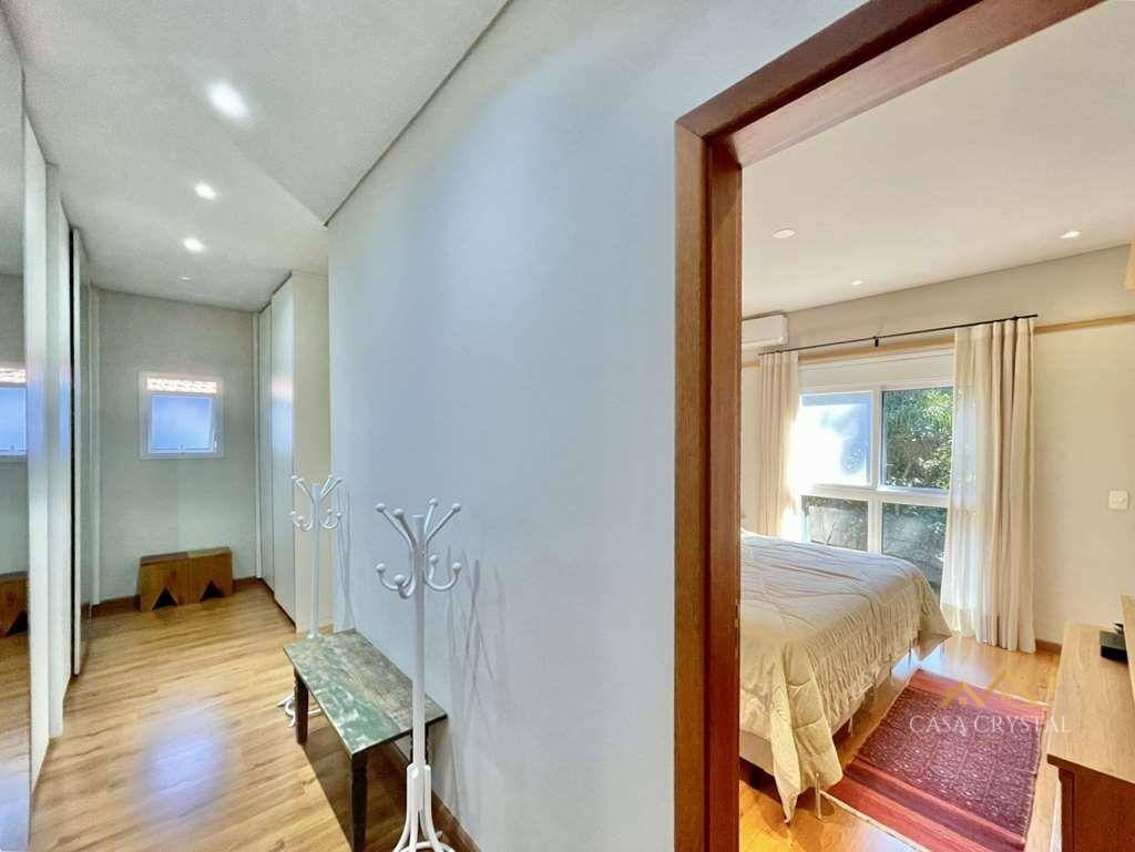 Casa de Condomínio à venda com 4 quartos, 453m² - Foto 59