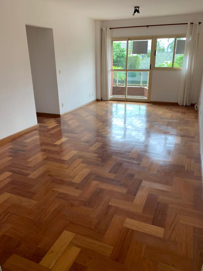 Apartamento para alugar com 4 quartos, 133m² - Foto 1