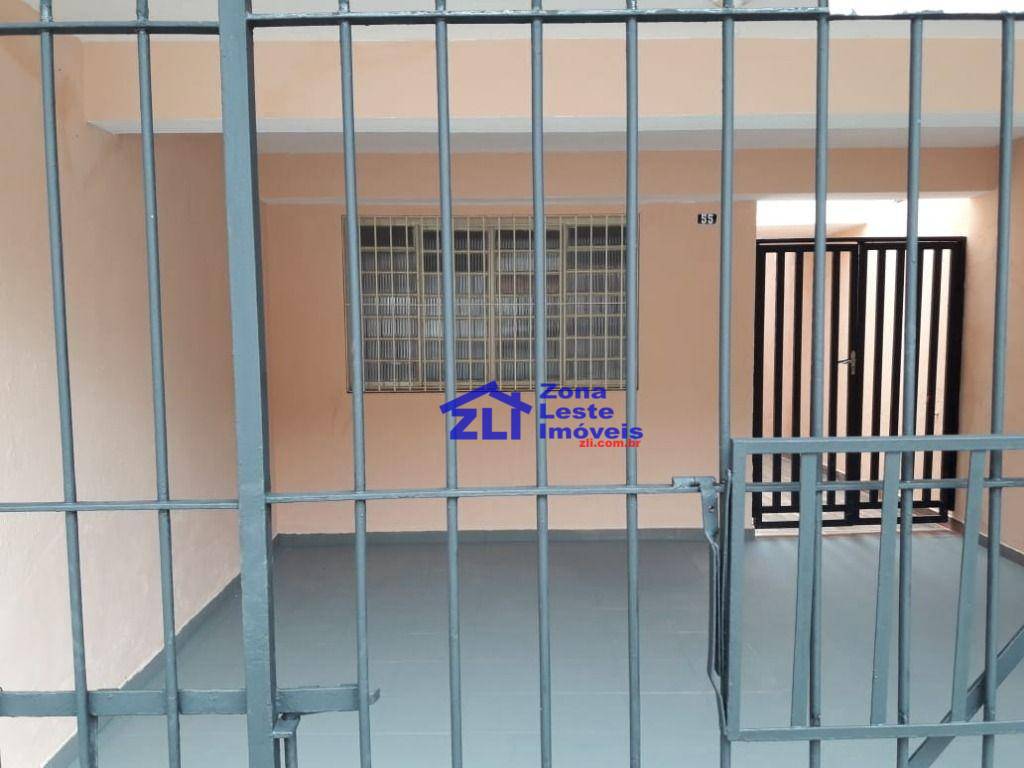 Sobrado à venda com 3 quartos, 125m² - Foto 1