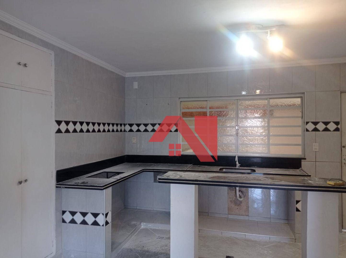 Casa à venda com 2 quartos, 140m² - Foto 8