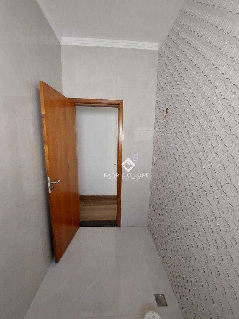 Casa à venda com 3 quartos, 171m² - Foto 8