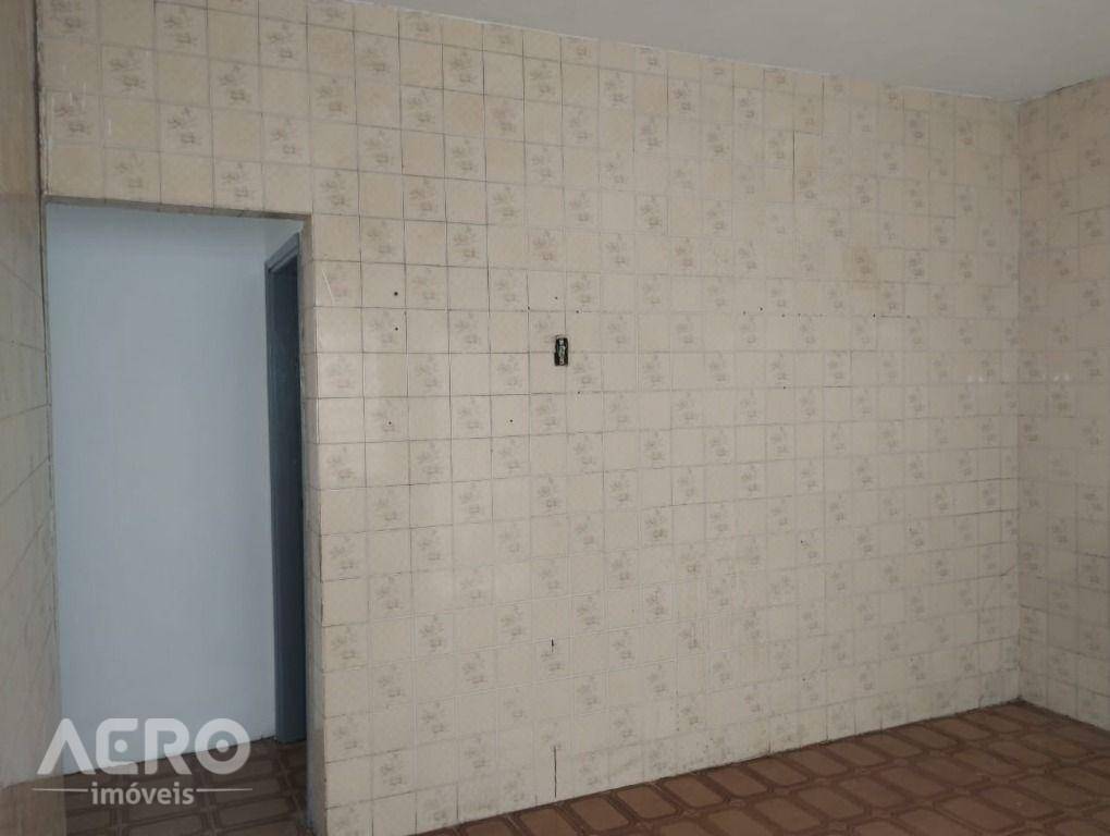 Casa à venda com 2 quartos, 95m² - Foto 10