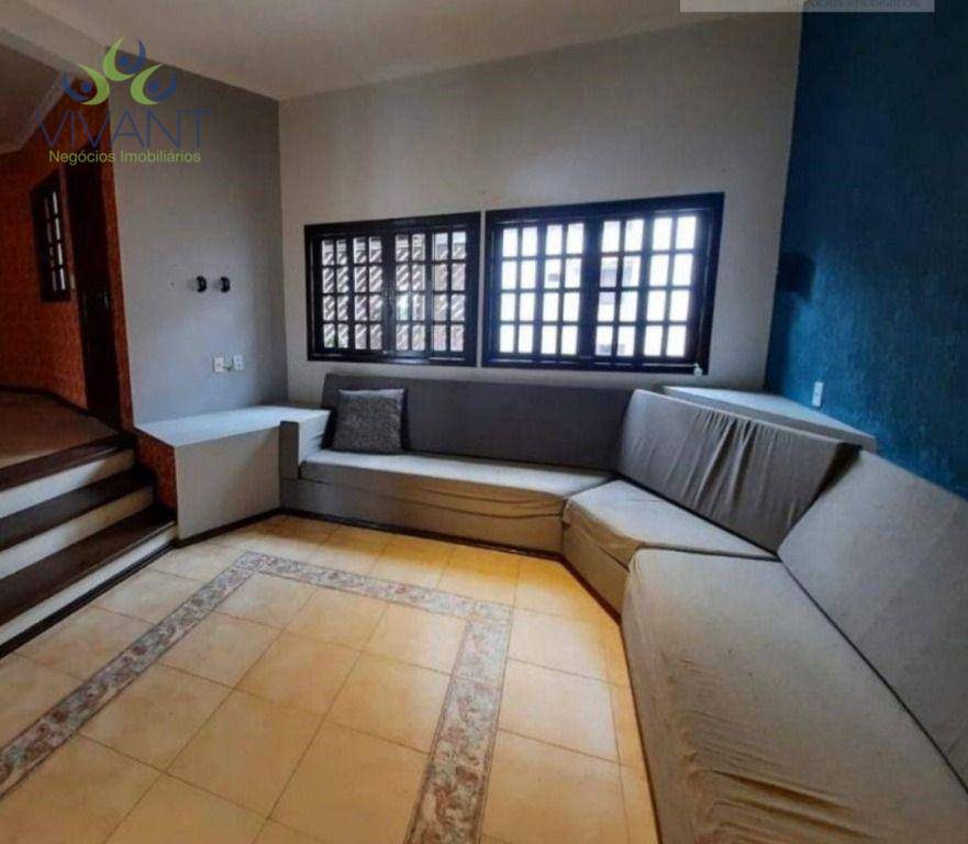 Sobrado à venda com 3 quartos, 304m² - Foto 4