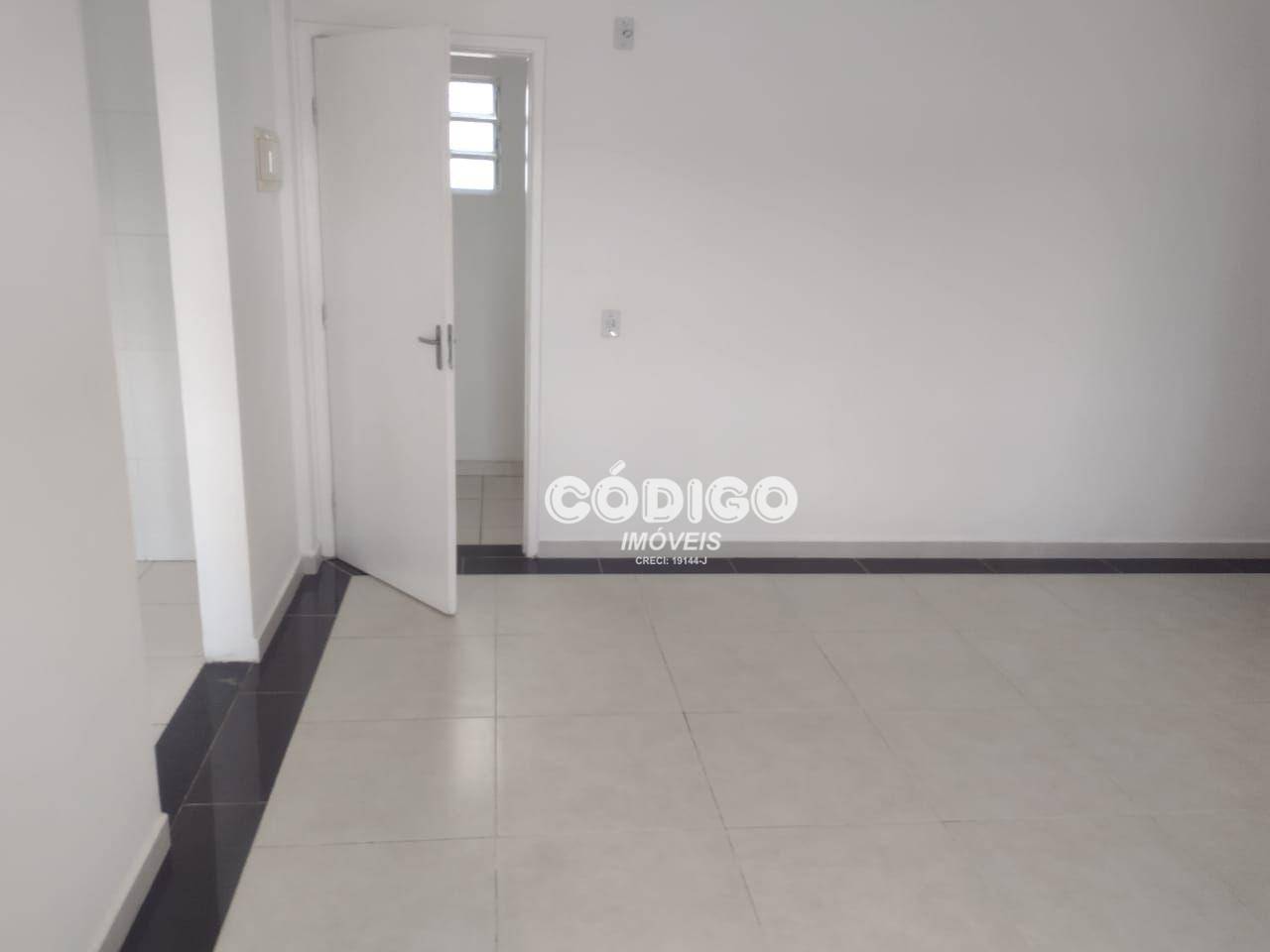 Apartamento à venda com 2 quartos, 62m² - Foto 5