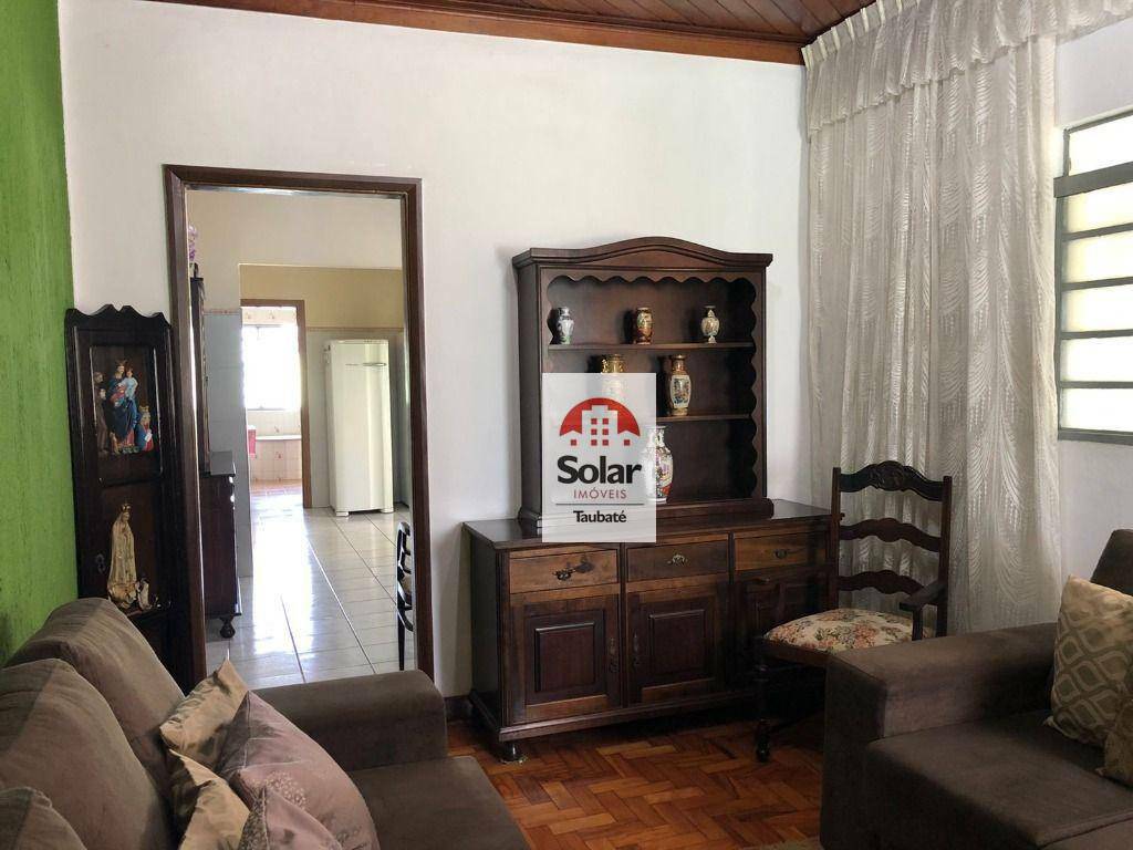 Casa à venda com 4 quartos, 200m² - Foto 1