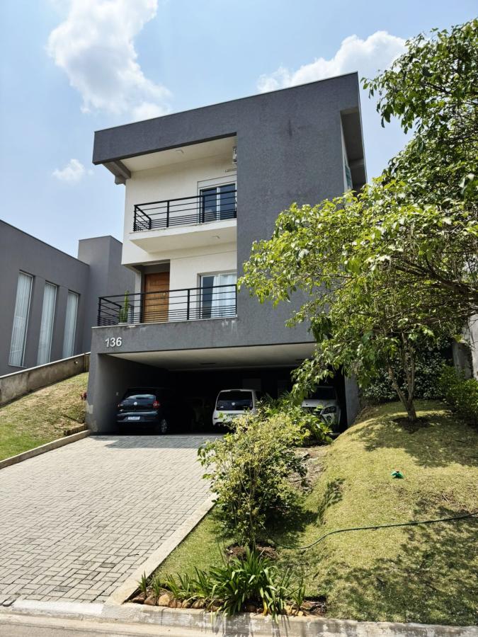 Casa de Condomínio à venda com 4 quartos, 401m² - Foto 1