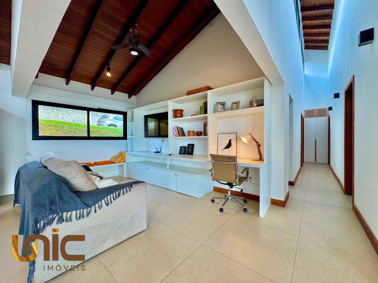 Casa de Condomínio à venda com 4 quartos, 283m² - Foto 9
