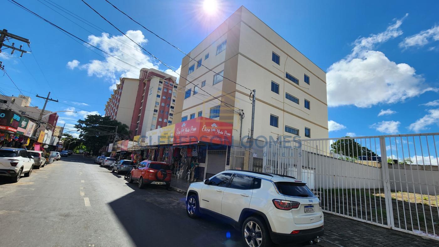 Prédio Inteiro à venda com 12 quartos, 360m² - Foto 1