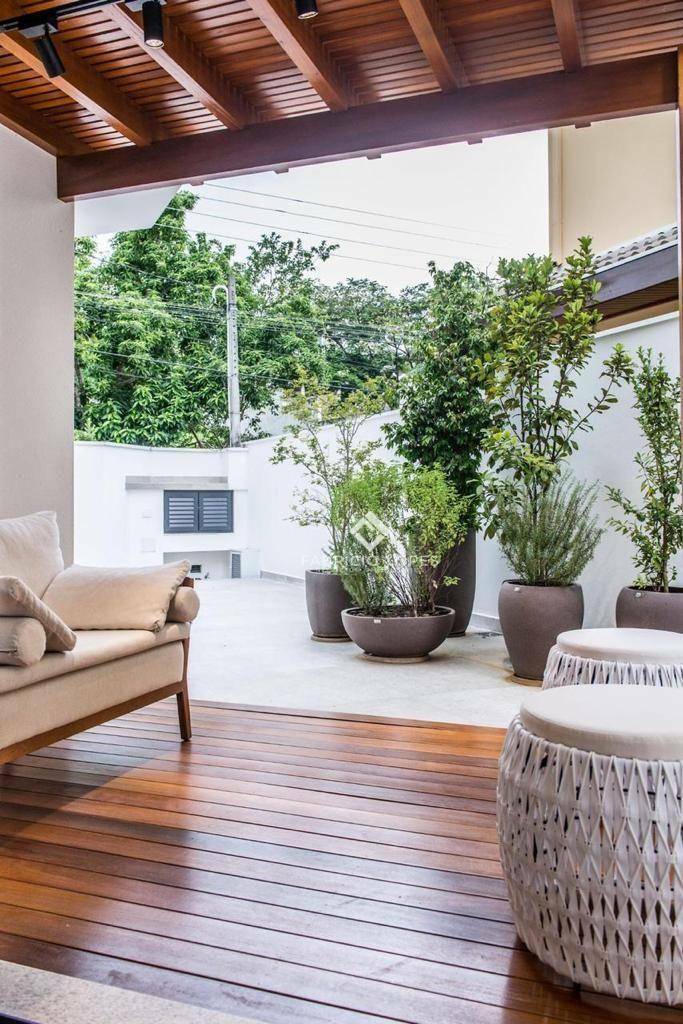 Casa à venda com 4 quartos, 510m² - Foto 11