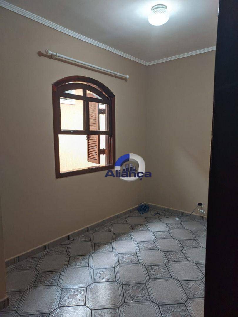 Sobrado à venda e aluguel com 3 quartos, 165m² - Foto 9