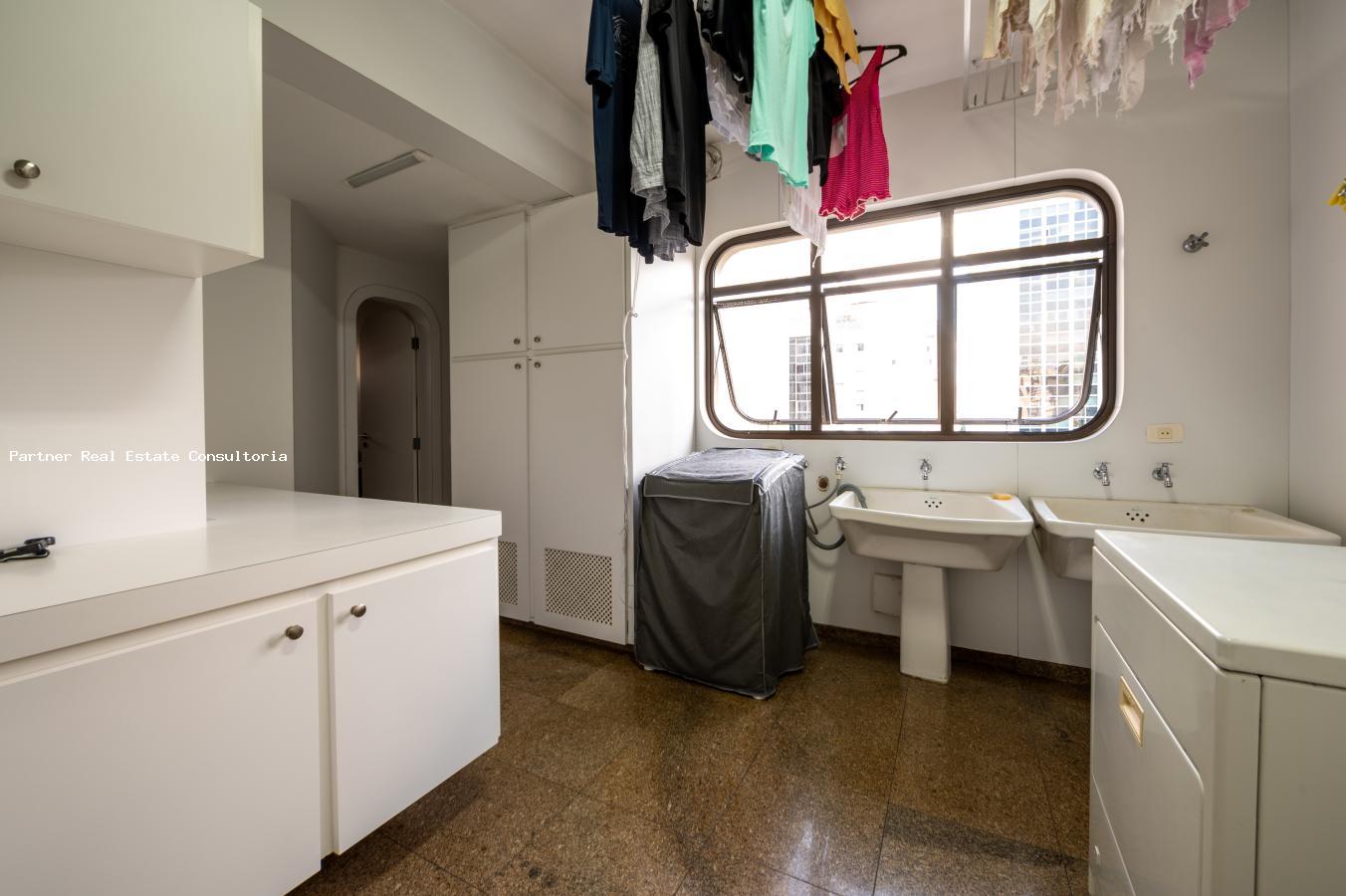 Apartamento à venda com 3 quartos, 377m² - Foto 33