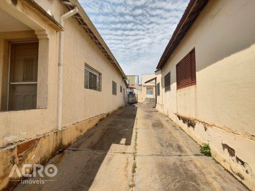 Casa à venda com 7 quartos, 390m² - Foto 19