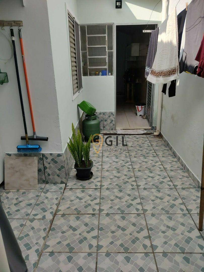 Casa à venda com 2 quartos, 88m² - Foto 15