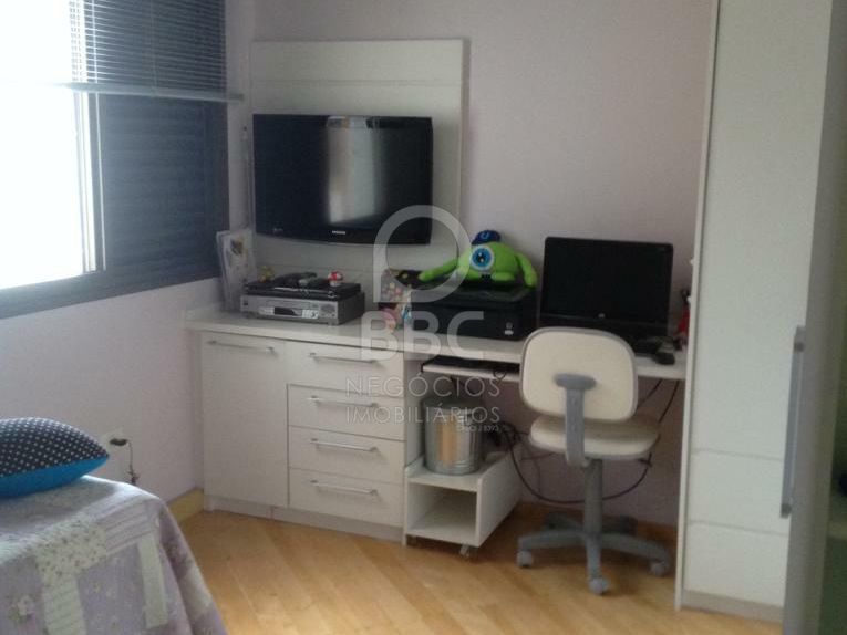 Apartamento à venda com 4 quartos, 198m² - Foto 24