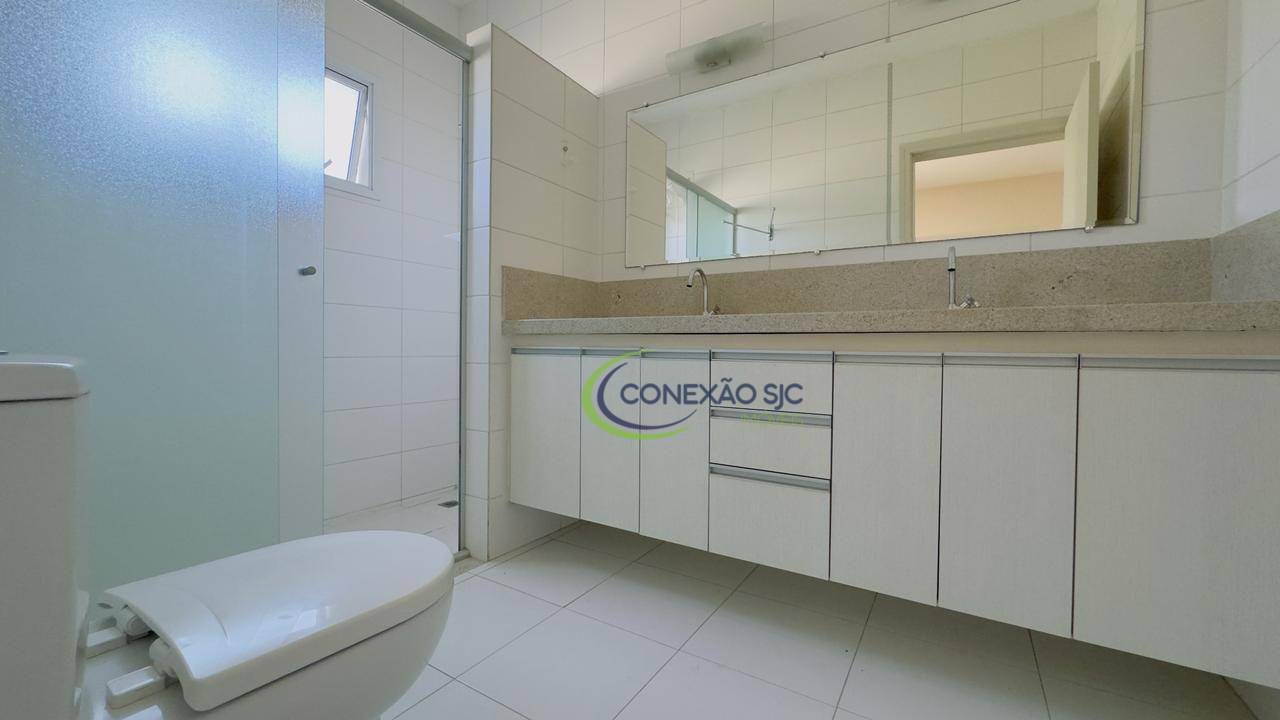 Sobrado à venda com 2 quartos, 248m² - Foto 4