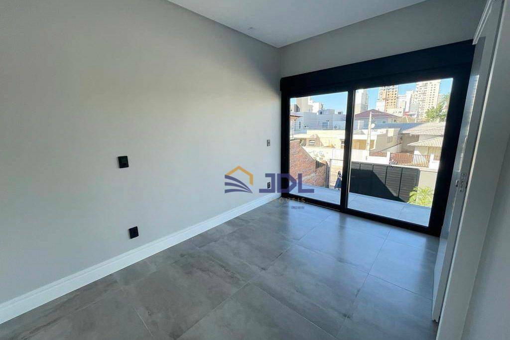 Casa de Condomínio à venda com 3 quartos, 240m² - Foto 14