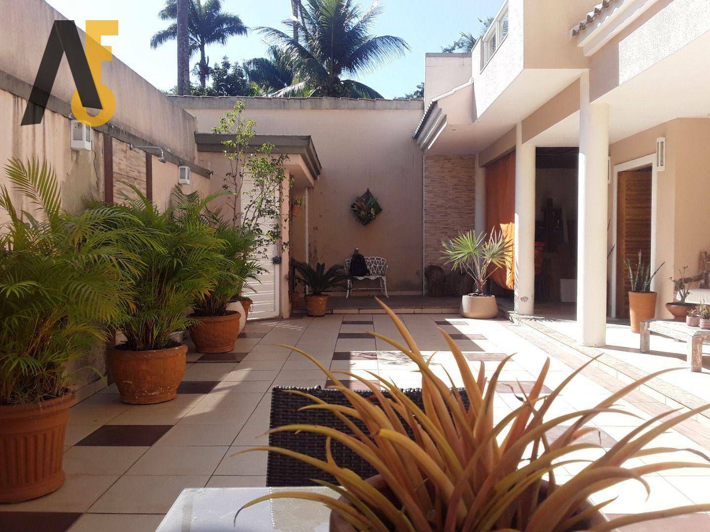 Casa de Condomínio à venda com 4 quartos, 260m² - Foto 64