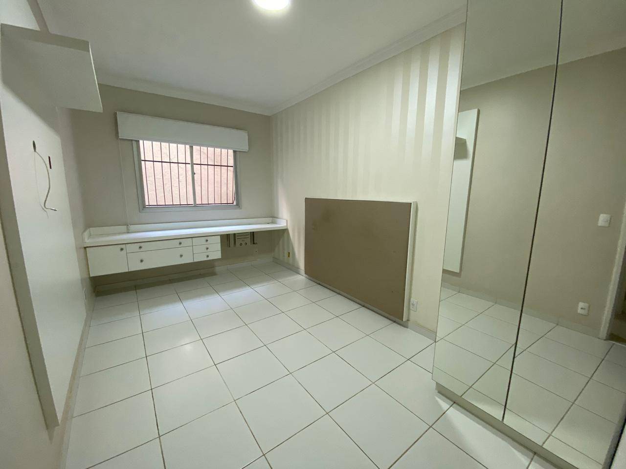 Apartamento à venda com 3 quartos, 105m² - Foto 6