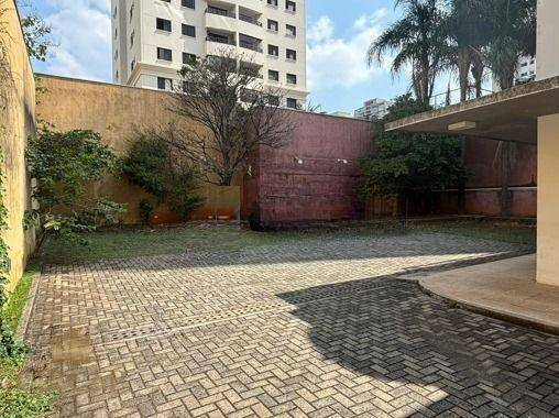 Prédio Inteiro para alugar, 550m² - Foto 2