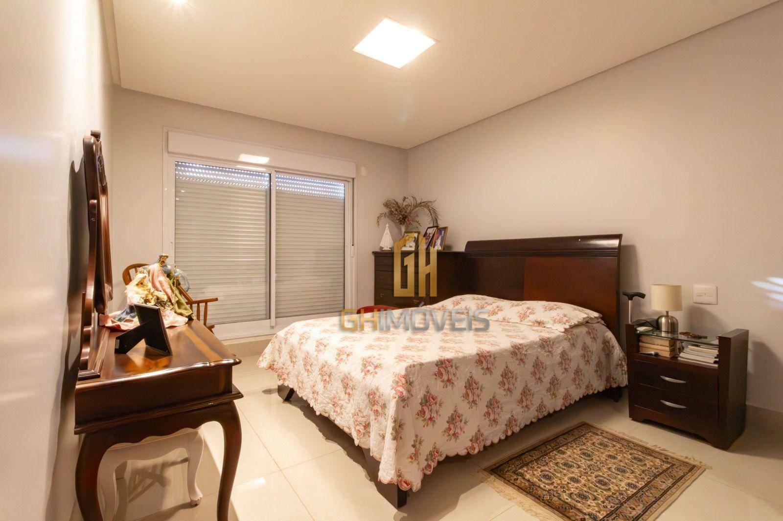 Apartamento à venda com 3 quartos, 165m² - Foto 20