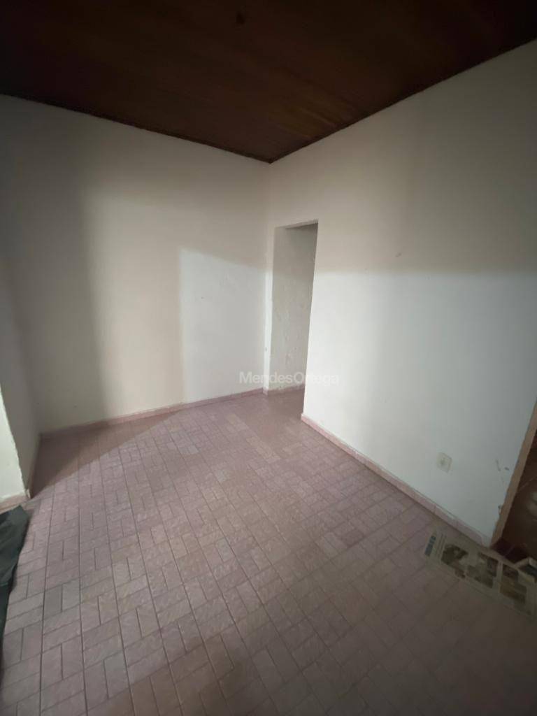 Casa à venda com 4 quartos, 104m² - Foto 6