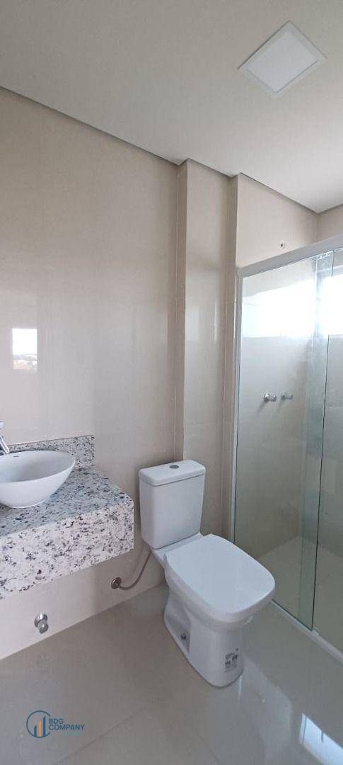 Apartamento para alugar com 2 quartos, 88m² - Foto 22