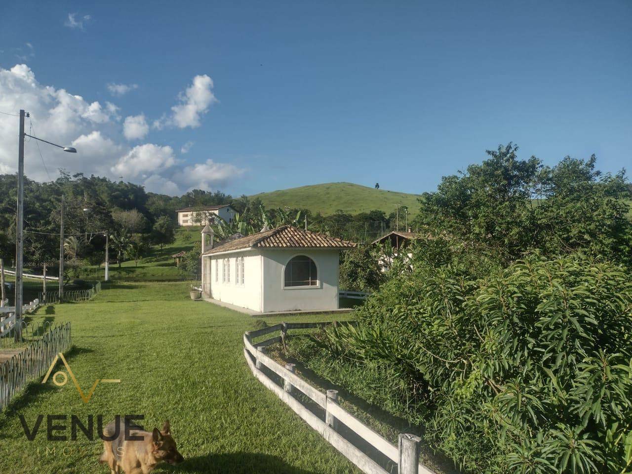 Fazenda à venda com 4 quartos, 200m² - Foto 5