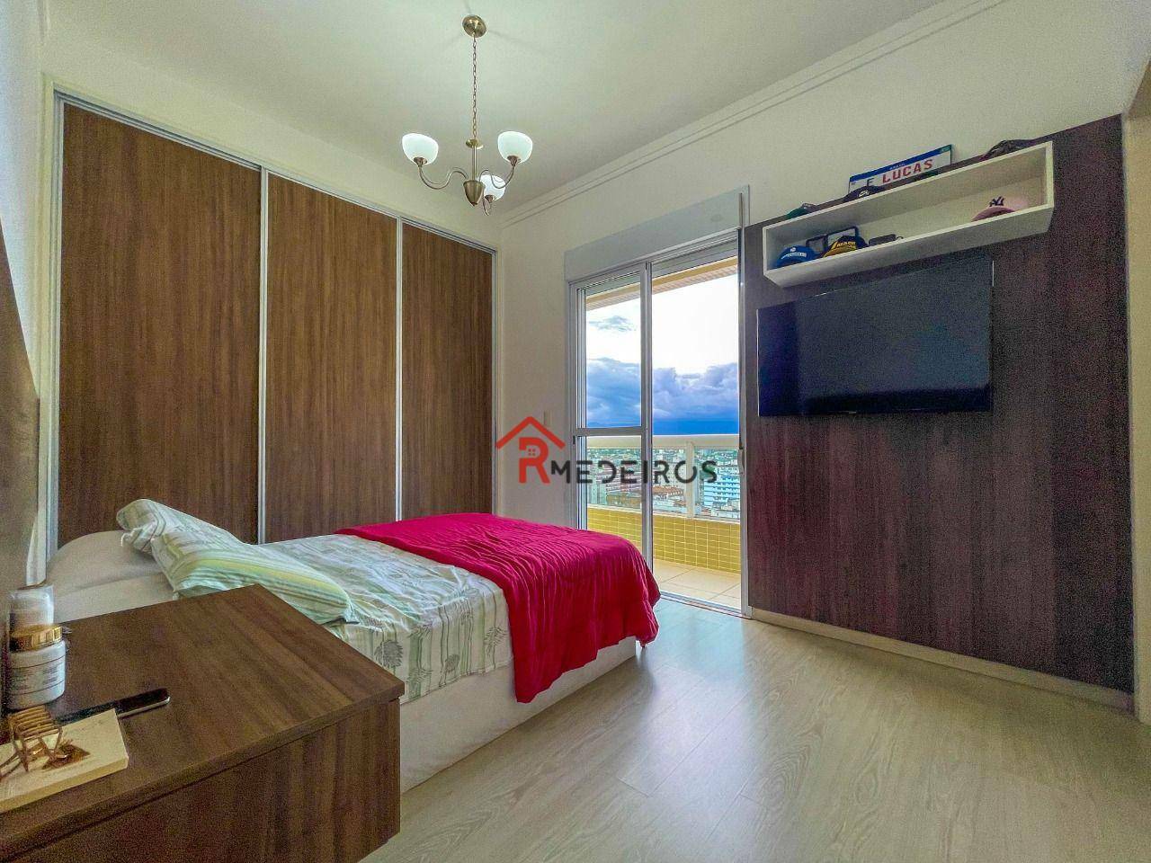 Apartamento à venda com 4 quartos, 190m² - Foto 13