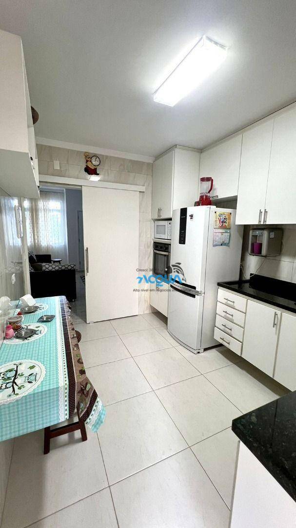 Apartamento à venda com 3 quartos, 120m² - Foto 4