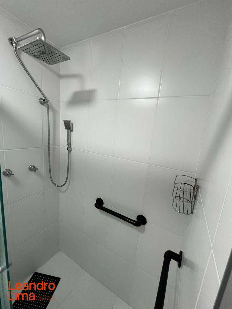 Apartamento à venda com 3 quartos, 76m² - Foto 14