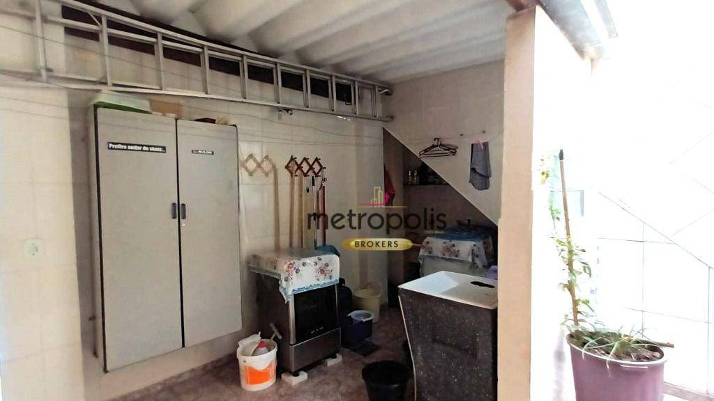 Casa à venda com 3 quartos, 205m² - Foto 33