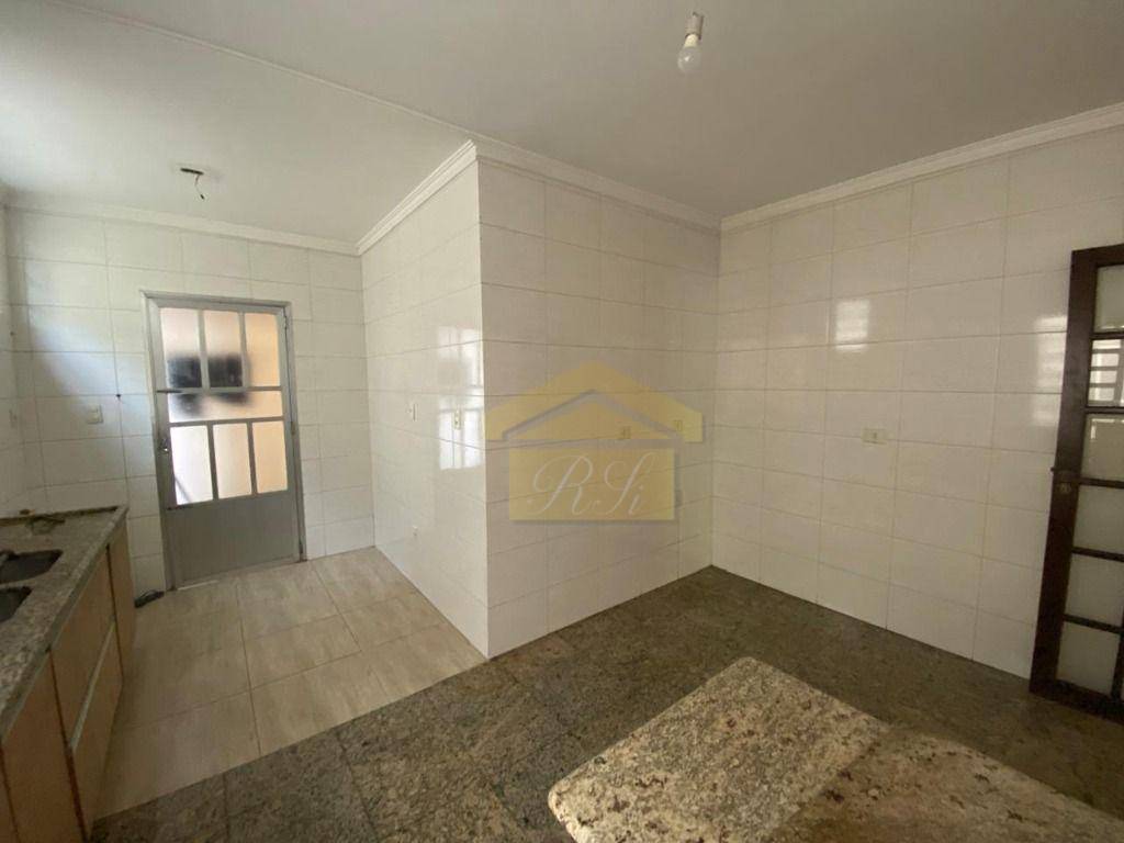 Sobrado à venda com 3 quartos, 150m² - Foto 5