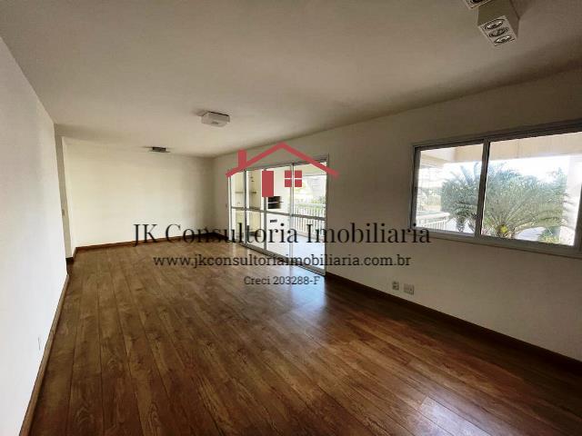 Apartamento à venda com 3 quartos, 123m² - Foto 2