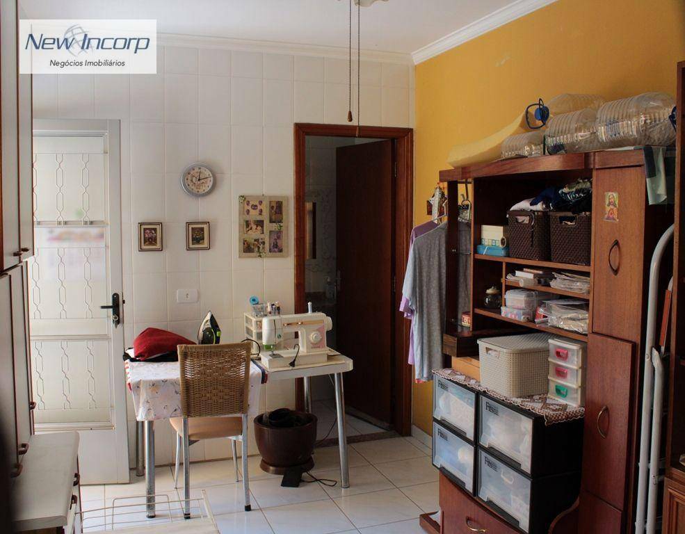 Sobrado à venda com 3 quartos, 197m² - Foto 30