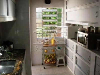 Casa à venda com 2 quartos, 83m² - Foto 6