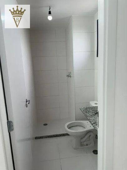 Apartamento à venda com 3 quartos, 68m² - Foto 2