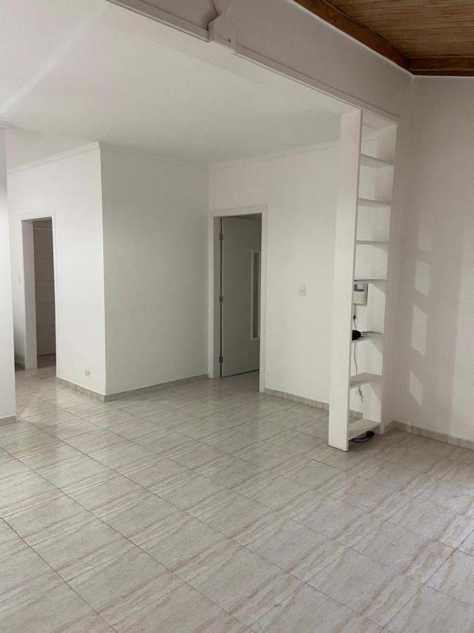 Casa à venda com 3 quartos, 250m² - Foto 6