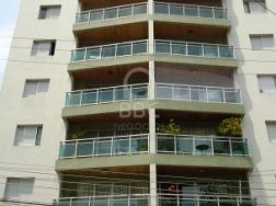 Apartamento à venda com 3 quartos, 140m² - Foto 1