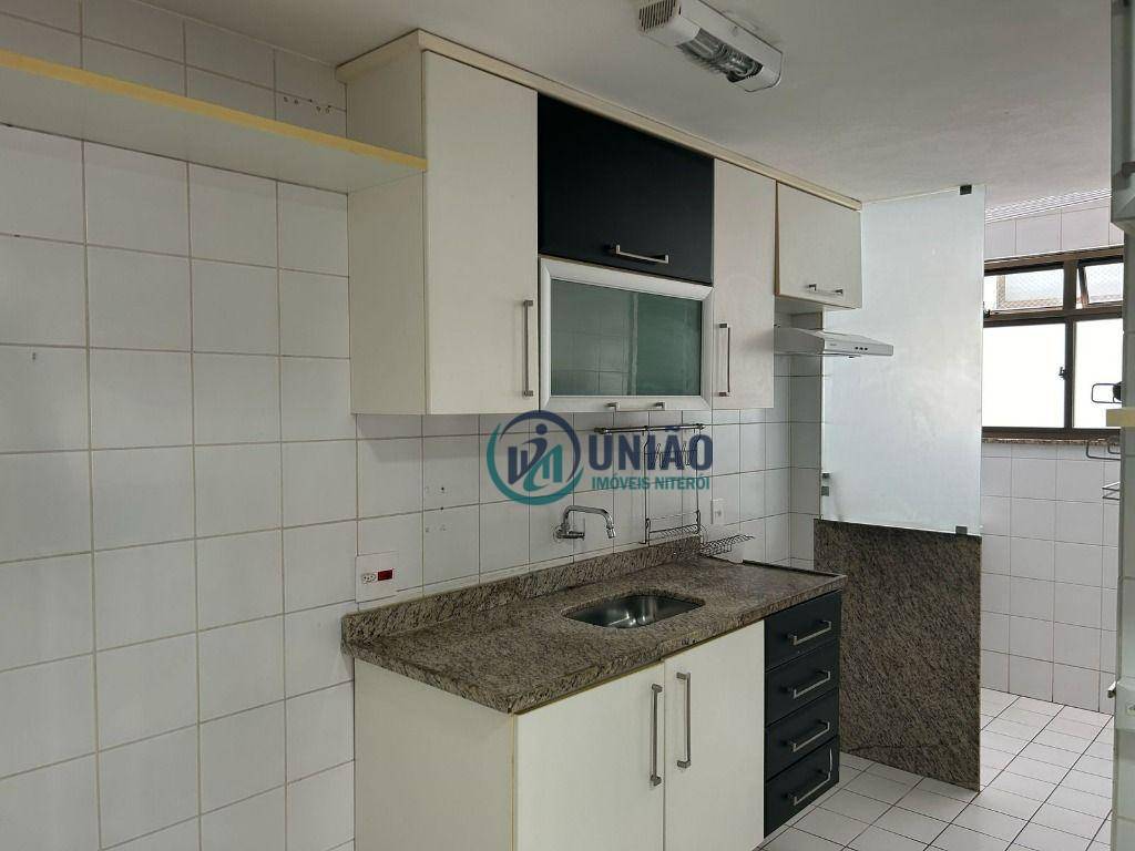 Apartamento à venda com 2 quartos, 90m² - Foto 8