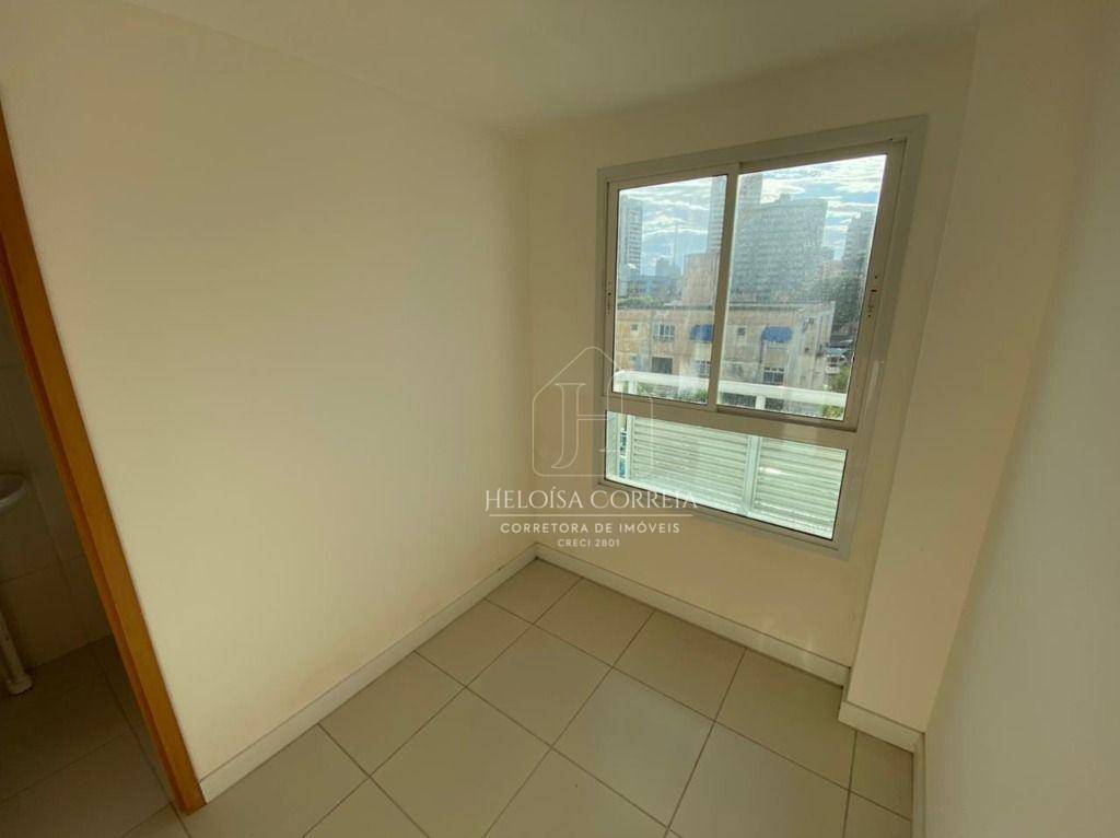 Apartamento à venda com 3 quartos, 141m² - Foto 18