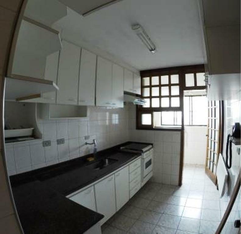 Apartamento à venda com 3 quartos, 73m² - Foto 4