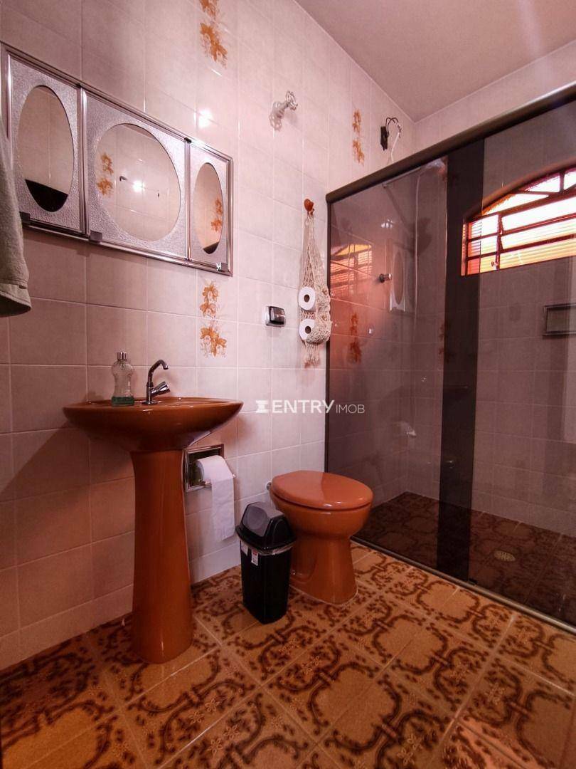 Casa à venda com 3 quartos, 230m² - Foto 23